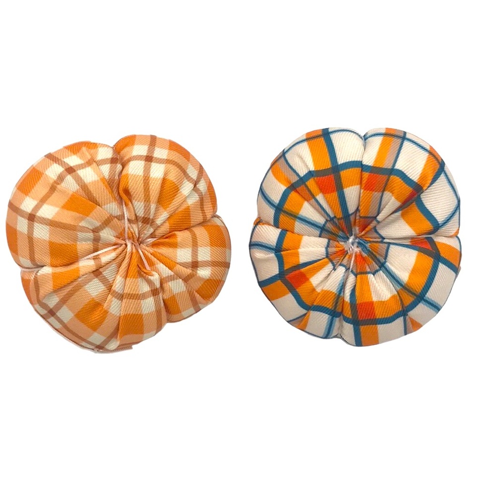 Two Mini plaid plush pumpkins - Picture 6 of 8